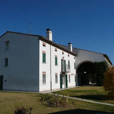 Alojamento de Acomodação e Pequeno-almoço Corte Bertoia San Siro (Lombardy)
