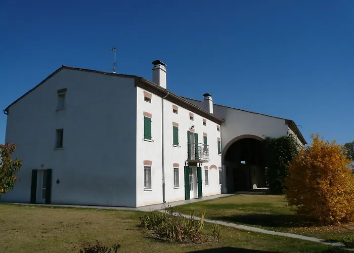 Bed & Breakfast Corte Bertoia San Siro (Lombardy)